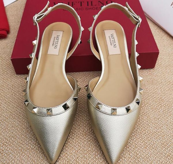 women sandal rivet buckle flat shoes 2021 summer new baotou flat heel sandals and slippers for women's outer wear 34-43 dust bag, Black
women sandal rivet buckle flat shoes 2021 summer new baotou flat heel sandals and slippers for women's outer wear 34-43 dust bag, Black
