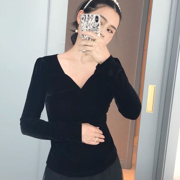 women's gold t- velvet bottoming shirt autumn and winter new french style lady's temperament slim and slim with t-shirt underneath, White
women's gold t- velvet bottoming shirt autumn and winter new french style lady's temperament slim and slim with t-shirt underneath, White