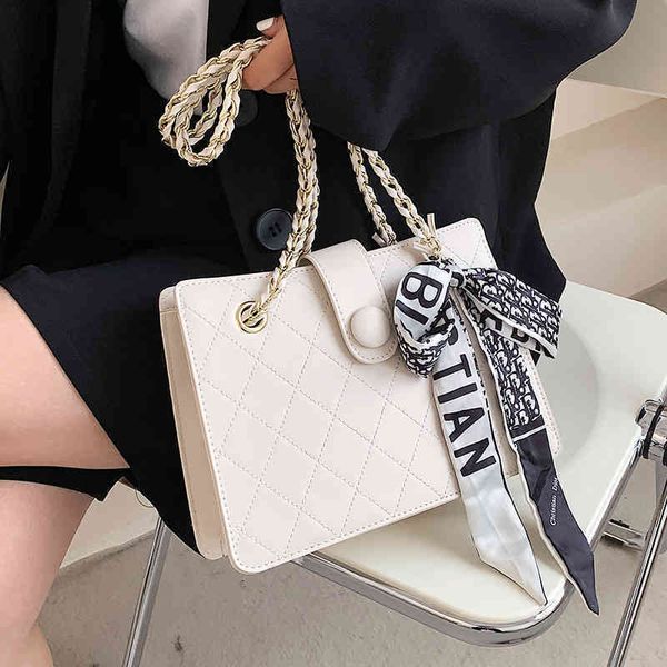 2022 latest handbag factory store lingge chain bag women's summer versatile popular one shoulder armpit small square
2022 latest handbag factory store lingge chain bag women's summer versatile popular one shoulder armpit small square