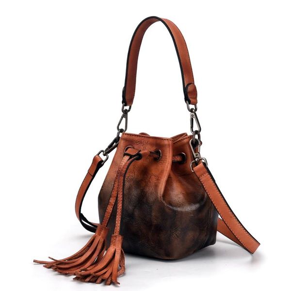 leather one-shoulder women's bag 2021 multi-functional bucket-shaped tree high leather hand-colored casual susu bag
leather one-shoulder women's bag 2021 multi-functional bucket-shaped tree high leather hand-colored casual susu bag
