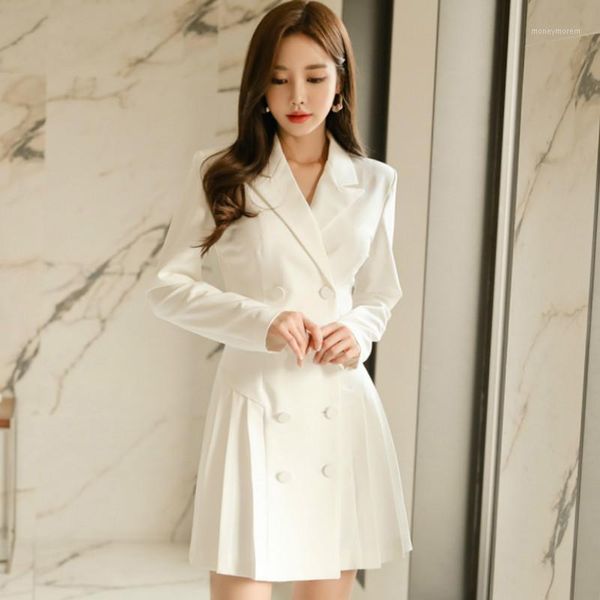 winter notched blazer cloth women vestidos full sleeve double breasted white pleated office coat1, White;black
winter notched blazer cloth women vestidos full sleeve double breasted white pleated office coat1, White;black