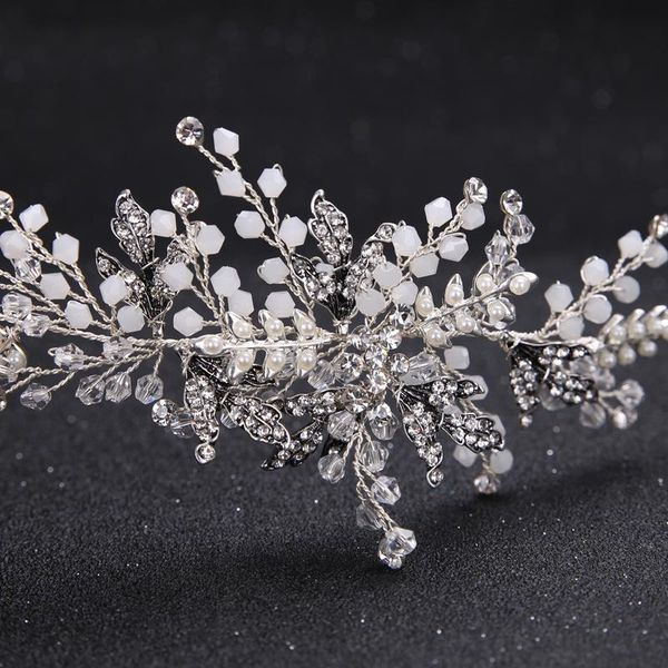 copper wire rhinestone flower bride headband wedding hair jewelry leaf with rhinestone flower hair bands wedding ornaments, Golden;silver
copper wire rhinestone flower bride headband wedding hair jewelry leaf with rhinestone flower hair bands wedding ornaments, Golden;silver