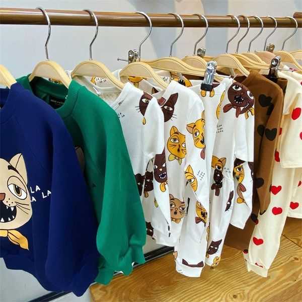 pre-sale mr autumn and winter boys and girls tide long-sleeved plus velvet cartoon sweater children zipper sports 201210, Black
pre-sale mr autumn and winter boys and girls tide long-sleeved plus velvet cartoon sweater children zipper sports 201210, Black
