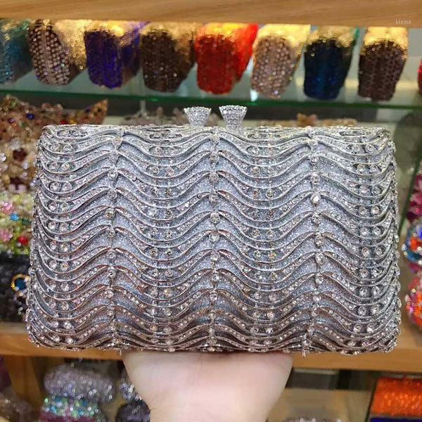 2020 silver clutch purse women party handbag ladies prom bag gift female dinner banquet crystal diamond shoulder bag1
2020 silver clutch purse women party handbag ladies prom bag gift female dinner banquet crystal diamond shoulder bag1