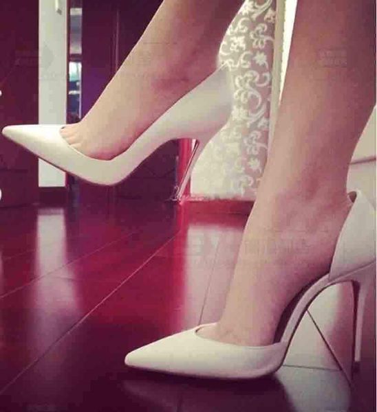 women marry shoes wedding woman pumps iriza sheepskin leather half opening pointed toe heels,luxe red soles high heels high quality, Black
women marry shoes wedding woman pumps iriza sheepskin leather half opening pointed toe heels,luxe red soles high heels high quality, Black