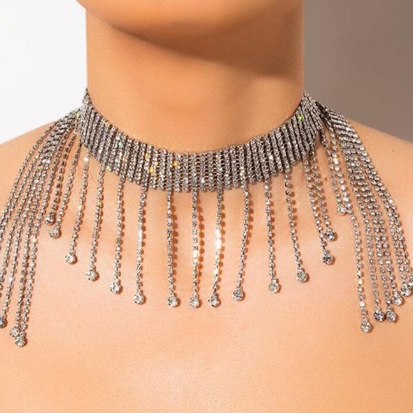 chokers stone fans long exaggerated chain tassel necklace women rhinestone wedding femme banquet luxury shiny choker quality, Golden;silver
chokers stone fans long exaggerated chain tassel necklace women rhinestone wedding femme banquet luxury shiny choker quality, Golden;silver