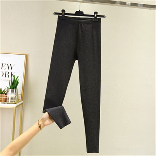 2021 new seamless women autumn winter plus size warm velvet trousers high waist pants female lnner wear leggings bxl4, Black
2021 new seamless women autumn winter plus size warm velvet trousers high waist pants female lnner wear leggings bxl4, Black