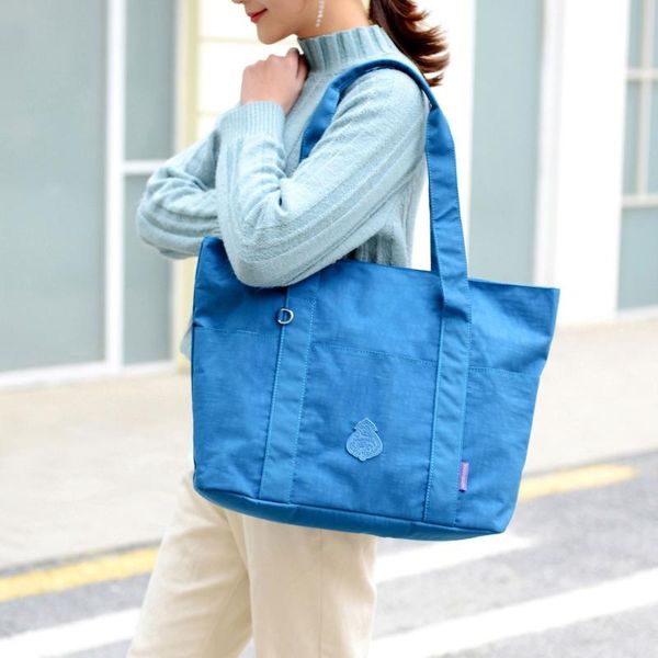 maioumy women fashion messenger bag nylon shoulder bag waterproof elegant travel bags ladies daily shopping handbag
maioumy women fashion messenger bag nylon shoulder bag waterproof elegant travel bags ladies daily shopping handbag