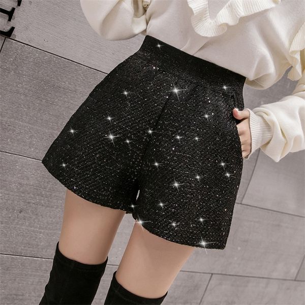 heliar women sequined shinning elastic waist shorts women street black short with buttons wide leg shorts for women 2020 summer t200701, White;black
heliar women sequined shinning elastic waist shorts women street black short with buttons wide leg shorts for women 2020 summer t200701, White;black