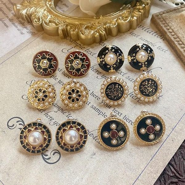 stud fflacell trendy vintage button enamel pearl glitter rhinestones round earrings for women girls travel jewelry, Golden;silver
stud fflacell trendy vintage button enamel pearl glitter rhinestones round earrings for women girls travel jewelry, Golden;silver