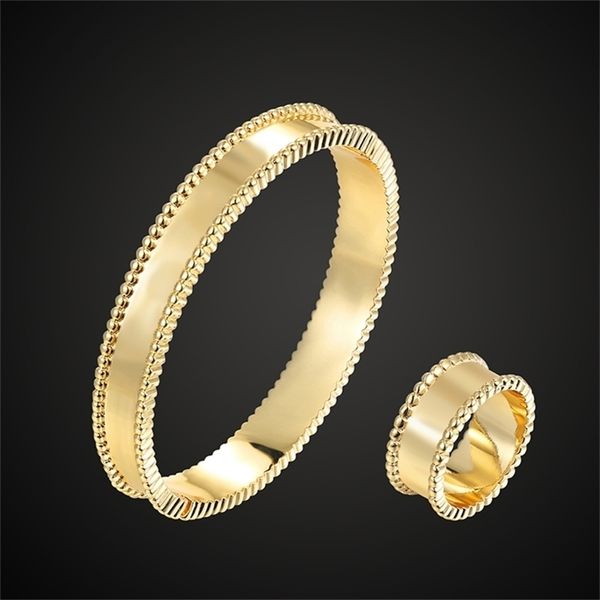 lanruisha brand women jewelry set bangle with ring vancliif copper material gold color mill finish bracelet accessories 201222, Slivery;crystal
lanruisha brand women jewelry set bangle with ring vancliif copper material gold color mill finish bracelet accessories 201222, Slivery;crystal