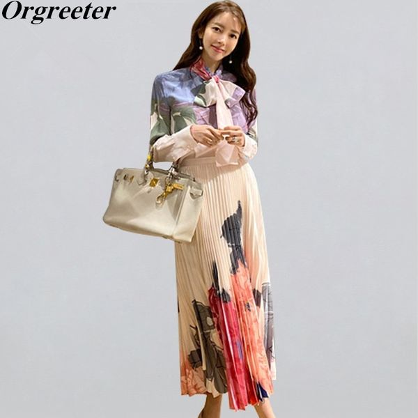 2020 spring fall korean high-end bow tie lace printed shirt and high waist pleated long skirt two-piece set women ol casual suit t200702, White
2020 spring fall korean high-end bow tie lace printed shirt and high waist pleated long skirt two-piece set women ol casual suit t200702, White