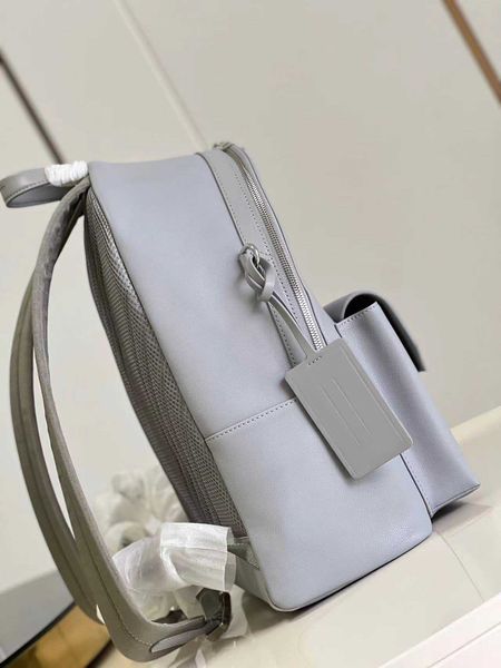 2022 luxury brand 5a quality designer bag backpack leather postman backpack fashionable soft metal logo lapmobile travel b
2022 luxury brand 5a quality designer bag backpack leather postman backpack fashionable soft metal logo lapmobile travel b