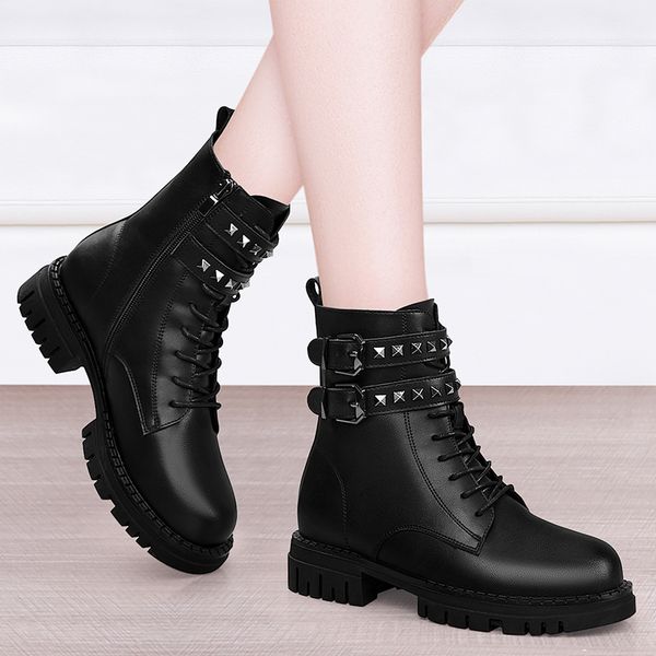 black women pu rivet martin boots chunky heel platform ankle boots with zip in 35-40
black women pu rivet martin boots chunky heel platform ankle boots with zip in 35-40