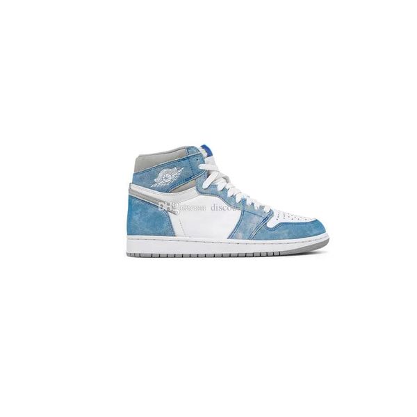 jumpman 1 high og hyper royal basketball shoes 1s men women sneakers sku:555088 402 (delivery within 24 hours)
jumpman 1 high og hyper royal basketball shoes 1s men women sneakers sku:555088 402 (delivery within 24 hours)