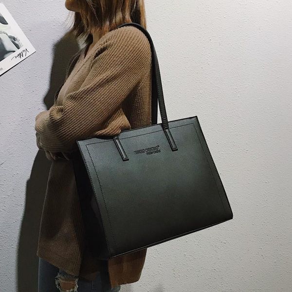 female bag 2020 new tote bag simple shoulder female large capacity handbag commuter wild briefcase
female bag 2020 new tote bag simple shoulder female large capacity handbag commuter wild briefcase