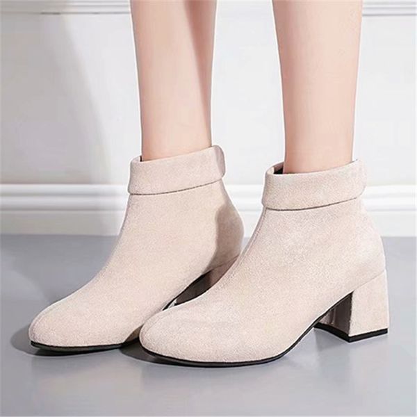 round toe thick heel short boots women 2020 new women's martin boots fashion thin autumn and winter net red women's single, Black
round toe thick heel short boots women 2020 new women's martin boots fashion thin autumn and winter net red women's single, Black