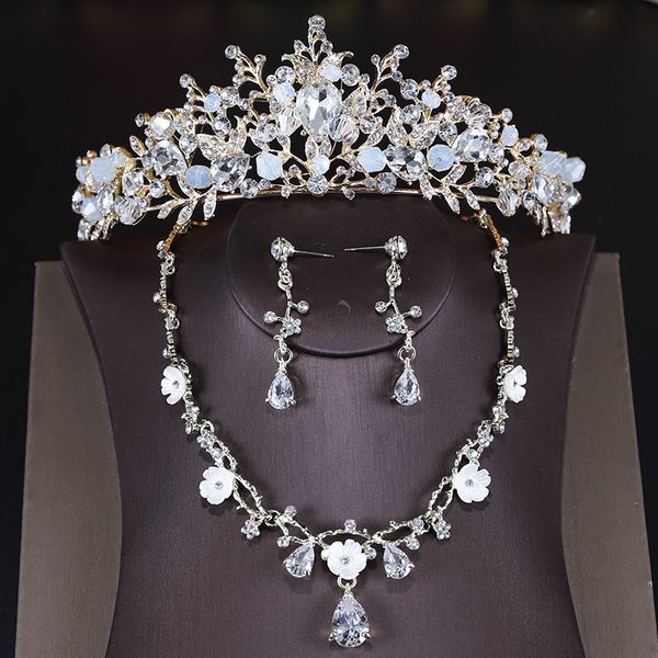 golden bridal headdress three piece set super immortal atmosphere crown necklace wedding dress accessories, Silver
golden bridal headdress three piece set super immortal atmosphere crown necklace wedding dress accessories, Silver