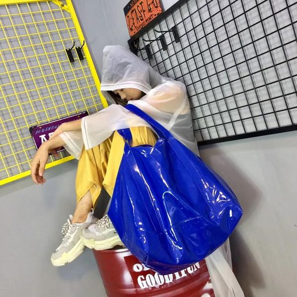 new женщины сумка плеча мода женщин сумки нефть воск кожа большая емкость сумка повседневный pu посыльного кожи
new женщины сумка плеча мода женщин сумки нефть воск кожа большая емкость сумка повседневный pu посыльного кожи