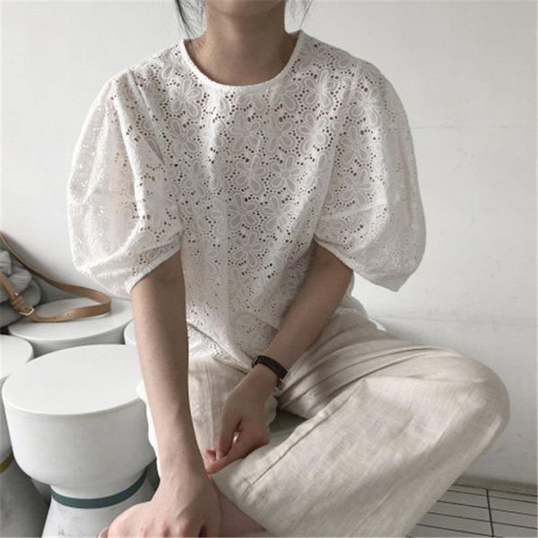 2020 korean chic lady round neck lace streetwear shirts all match stylish hollow out new women loose blouses, White
2020 korean chic lady round neck lace streetwear shirts all match stylish hollow out new women loose blouses, White
