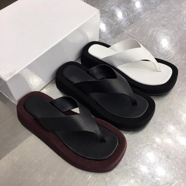 2020 new shoes for woman flip flops summer slippers women shoes square toe slippers genuine leather comfort woman1, Black
2020 new shoes for woman flip flops summer slippers women shoes square toe slippers genuine leather comfort woman1, Black