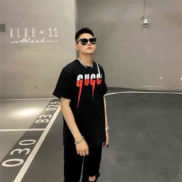 2022 new ucci fashion brand t-shirt lightning men's couple short sleeve loose round neck clothes, White;black
2022 new ucci fashion brand t-shirt lightning men's couple short sleeve loose round neck clothes, White;black
