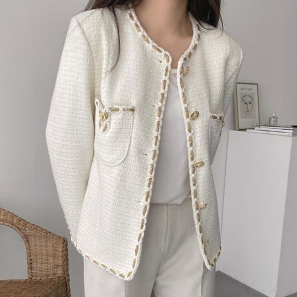 2020 new autumn winter korean casual tweed jackets women button solid suits coat female office lady slim outwear feminino, Black;brown
2020 new autumn winter korean casual tweed jackets women button solid suits coat female office lady slim outwear feminino, Black;brown