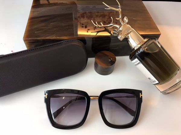 new fashion women sunglasses oculos 573 men sunglasses simple and generous men sun glasses outdoor uv400 protection eyewear with case, White;black
new fashion women sunglasses oculos 573 men sunglasses simple and generous men sun glasses outdoor uv400 protection eyewear with case, White;black