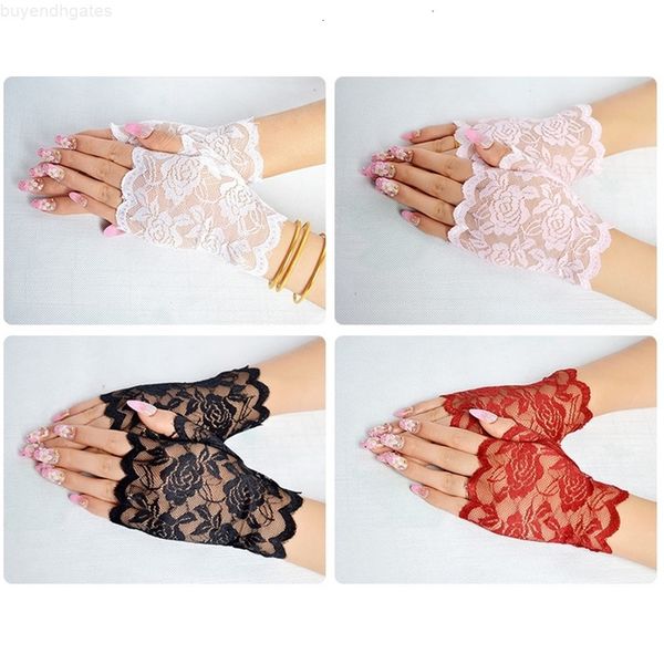 semi gloves uv driving finger summer anti outdoors thin lace cotton black and white solid color fashion glove
semi gloves uv driving finger summer anti outdoors thin lace cotton black and white solid color fashion glove
