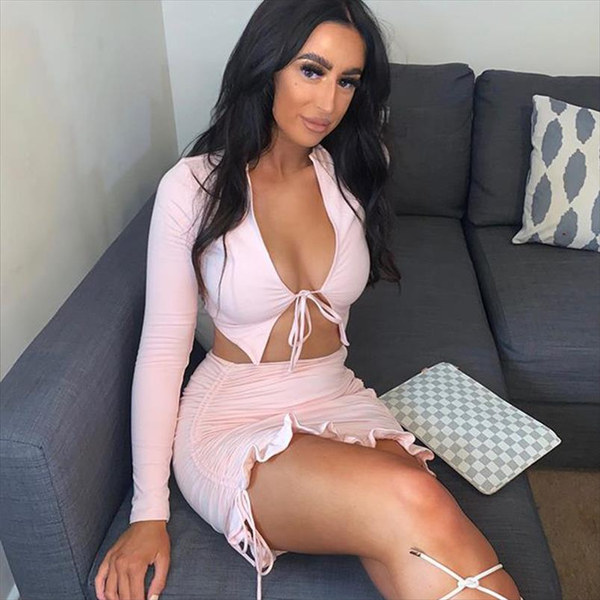 dgirl розовый плиссированный повседневный набор двух частей набор 2021 лук верхняя короткая юбка осенью трексуита женщин установить высокий, Gray
dgirl розовый плиссированный повседневный набор двух частей набор 2021 лук верхняя короткая юбка осенью трексуита женщин установить высокий, Gray