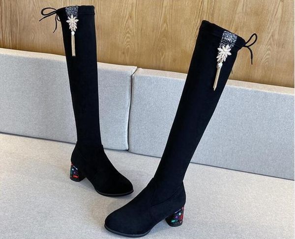 2020 autumn and winter thick heel pointed toe over the knee women's straight lace-up boots color crystal heel boots, Black
2020 autumn and winter thick heel pointed toe over the knee women's straight lace-up boots color crystal heel boots, Black