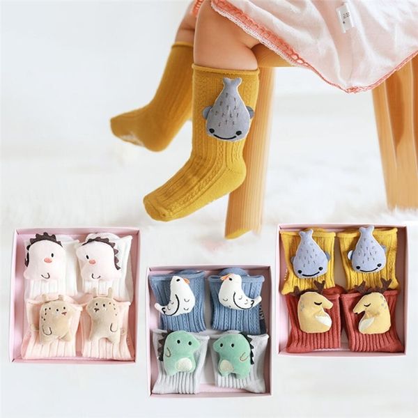 2pairs/box baby socks floor non-slip doll cotton cartoon newborn socks spring baby girls boys soft cute dinosaur gift box y201009, Pink;yellow
2pairs/box baby socks floor non-slip doll cotton cartoon newborn socks spring baby girls boys soft cute dinosaur gift box y201009, Pink;yellow