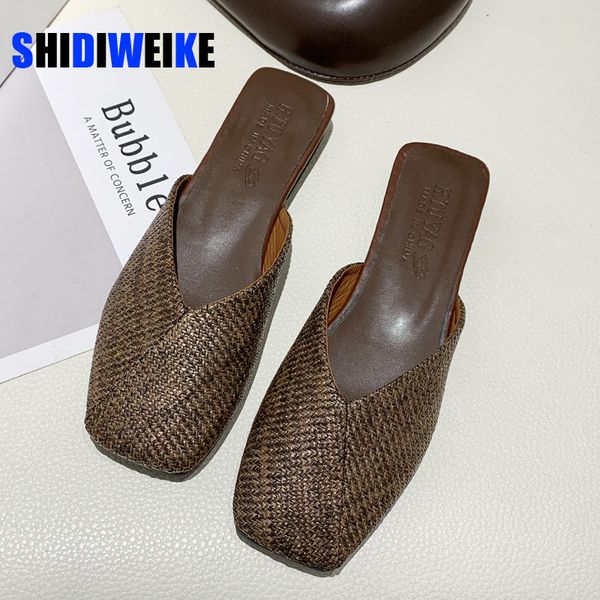 women leather slippers retro square toe mules shoes 2020 summer lady low heel fashion sandals slip on drags ab542 x1020, Black
women leather slippers retro square toe mules shoes 2020 summer lady low heel fashion sandals slip on drags ab542 x1020, Black