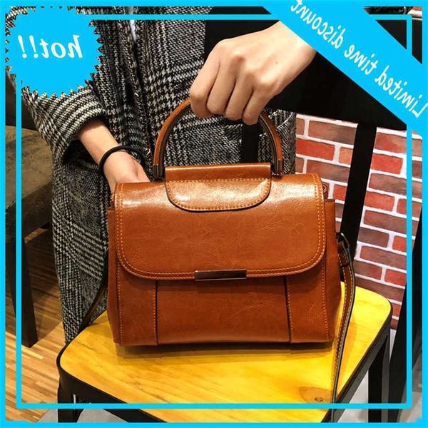 guangzhou korean style 2020 new women's oil wax cow leather fashion versatile hand bag trend
guangzhou korean style 2020 new women's oil wax cow leather fashion versatile hand bag trend
