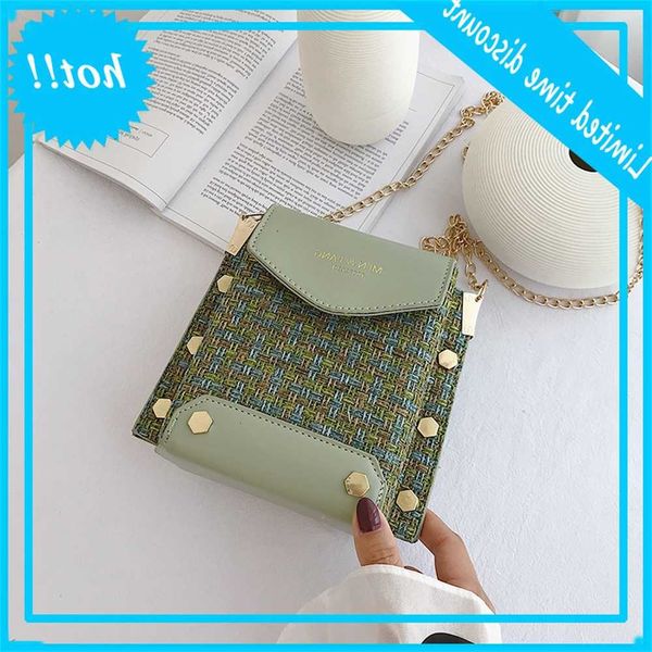 korean mini chain shoulder bag in summer of 2019
korean mini chain shoulder bag in summer of 2019
