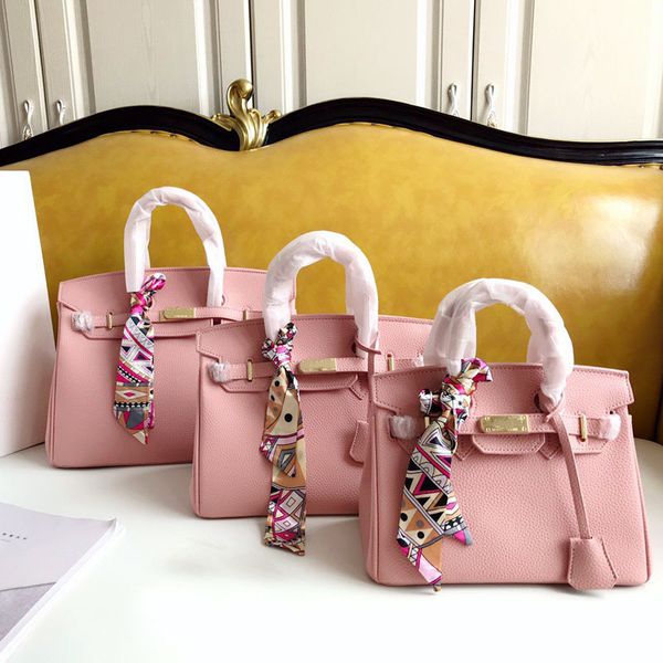 new classic women handbags women famous real leather handbags shoulder bag crossbody travel tote bag women handbags
new classic women handbags women famous real leather handbags shoulder bag crossbody travel tote bag women handbags