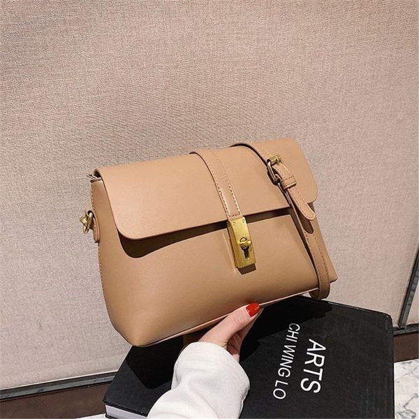 cross body 2021 women's shoulder bags fashion personality solid color retro pu leather messenger bag shopper dating
cross body 2021 women's shoulder bags fashion personality solid color retro pu leather messenger bag shopper dating