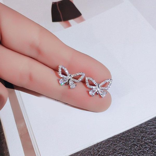 stud korea simple crystal earrings temperament butterfly ear jewelry party cute women ladies 2021, Golden;silver
stud korea simple crystal earrings temperament butterfly ear jewelry party cute women ladies 2021, Golden;silver