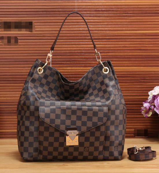 2020 lady handbag fashion classic shopping bag letter printed shoulder bag ready stock 78055, Black;red
2020 lady handbag fashion classic shopping bag letter printed shoulder bag ready stock 78055, Black;red