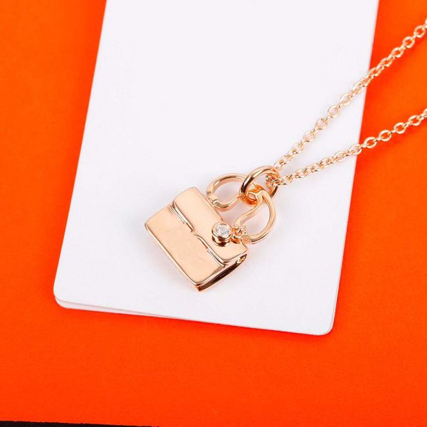 2021 handbag pendant necklace with one diamond in 18k rose gold plated for women wedding jewelry gift ps, Silver
2021 handbag pendant necklace with one diamond in 18k rose gold plated for women wedding jewelry gift ps, Silver