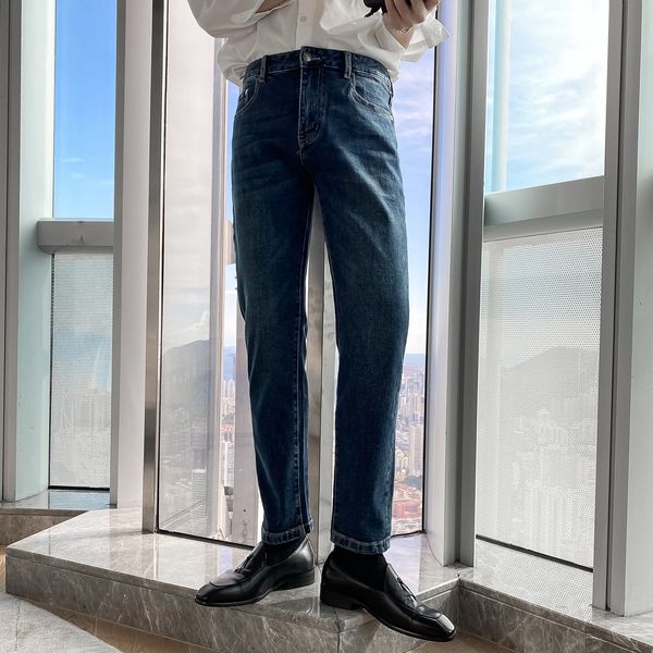 daio ethan korean design men's autumn slim fit solid color trousers and casual jeans
daio ethan korean design men's autumn slim fit solid color trousers and casual jeans