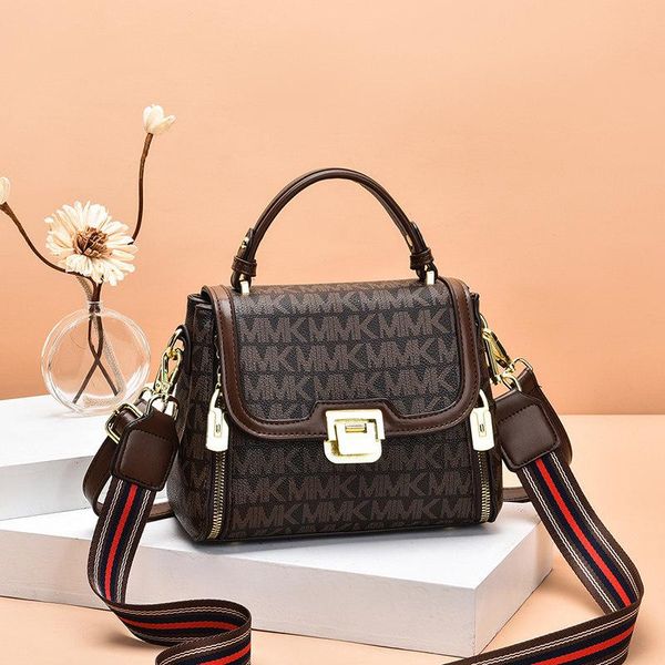 totes handbags new 2021 fashion spring and summer personality printing shoulder messenger korean version of handbag 268
totes handbags new 2021 fashion spring and summer personality printing shoulder messenger korean version of handbag 268