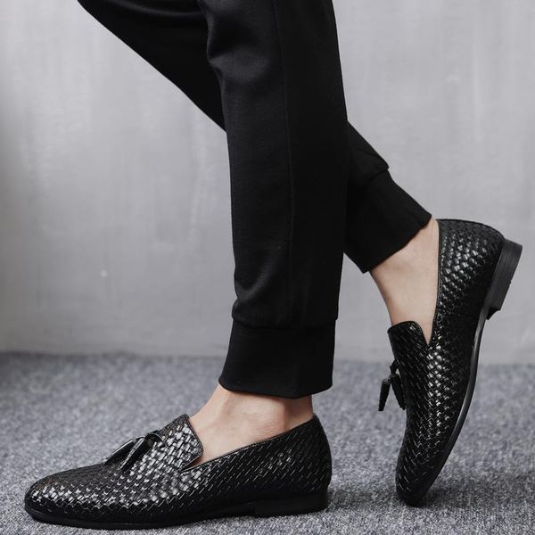 brand large size 38-58 men tassel shoes casual leather dress handmade loafers woven oxfords moccasins wedding flat shoes, Black
brand large size 38-58 men tassel shoes casual leather dress handmade loafers woven oxfords moccasins wedding flat shoes, Black