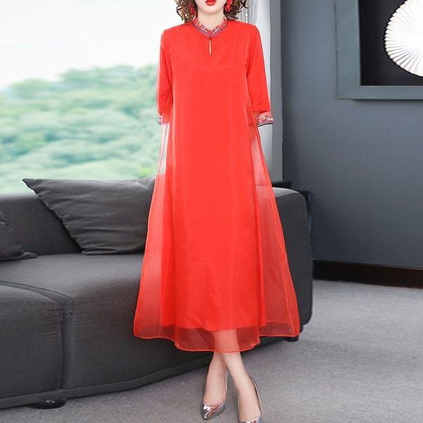2020 spring new chinese cheongsam oriental style dresses plus size women clothing retro long sleeve china embroidery dress qipao1, Red
2020 spring new chinese cheongsam oriental style dresses plus size women clothing retro long sleeve china embroidery dress qipao1, Red