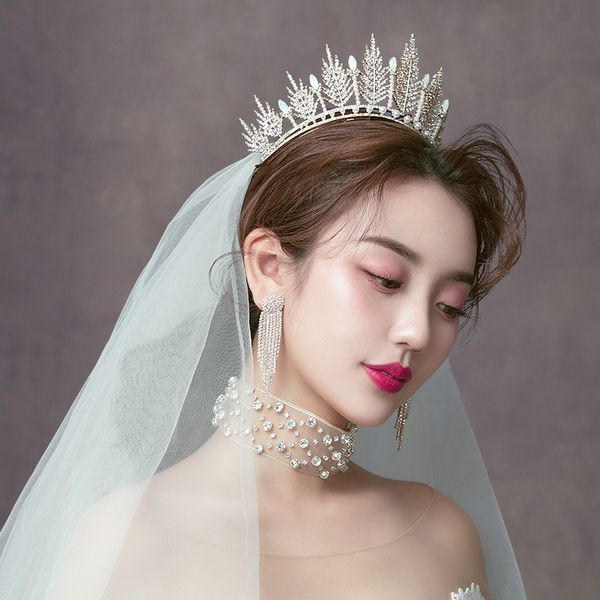 headdress bride 2020 new forest xianmei crown girl 18-year-old super fairy dress white wedding hair ornament, Silver
headdress bride 2020 new forest xianmei crown girl 18-year-old super fairy dress white wedding hair ornament, Silver