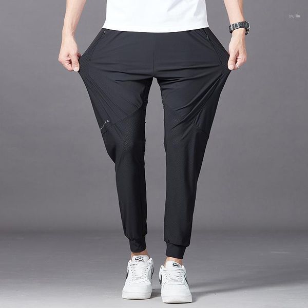 running pants men summer sports breathable athletic football soccer pant training sport elasticity jogging gym trousers1, Black;blue
running pants men summer sports breathable athletic football soccer pant training sport elasticity jogging gym trousers1, Black;blue