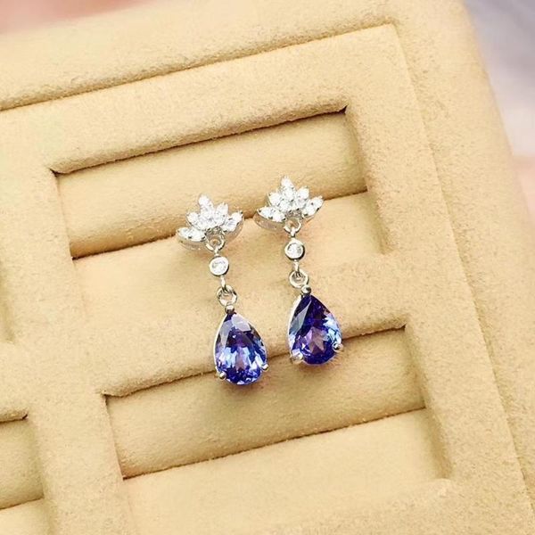 stud 100% natural and real tanzanite earring 925 sterling silver fine jewelry anniversary gift, Golden;silver
stud 100% natural and real tanzanite earring 925 sterling silver fine jewelry anniversary gift, Golden;silver