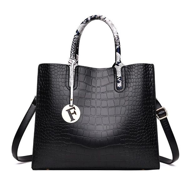 2020 new fashion alligator women handbags european design leather ladies shoulder bags female girl crossbody bag
2020 new fashion alligator women handbags european design leather ladies shoulder bags female girl crossbody bag