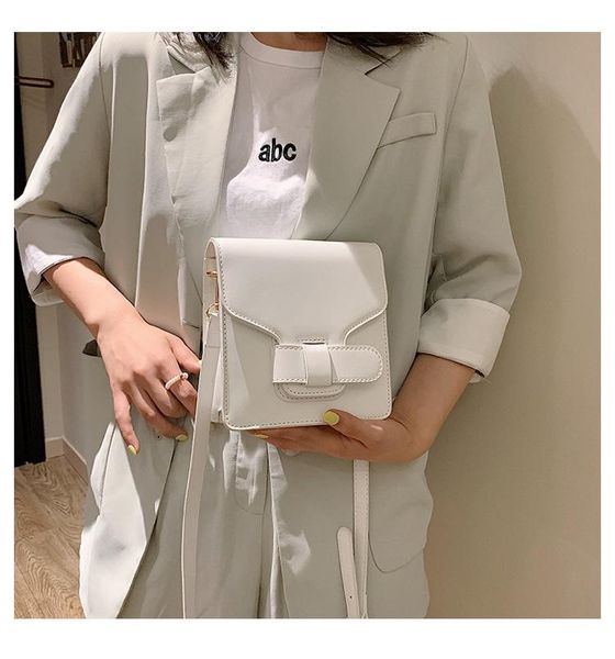 wild female bag 2020 new wave korean version of the fashion small square bag simple shoulder messenger
wild female bag 2020 new wave korean version of the fashion small square bag simple shoulder messenger
