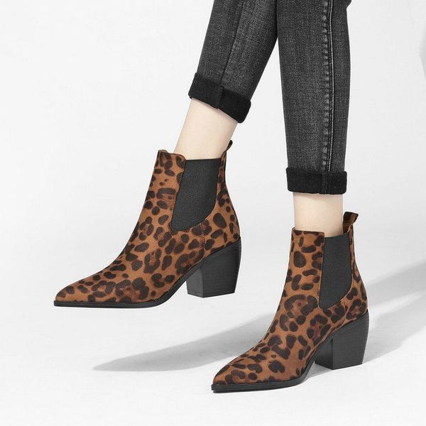 boots 2021 brand women pointed toe square heel autumn winter short ladies western ankle for, Black
boots 2021 brand women pointed toe square heel autumn winter short ladies western ankle for, Black